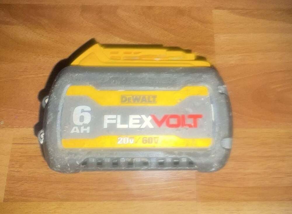 DEWALT DCB606 FLEXVOLT 20V/60V MAX 6Ah Lithium-Ion Battery